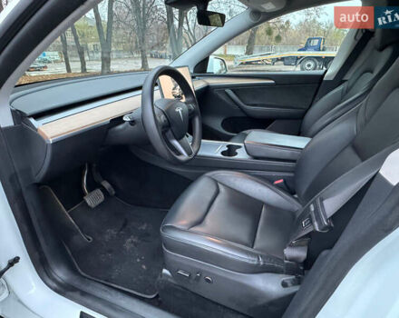 Белый Тесла Model Y, объемом двигателя 0 л и пробегом 50 тыс. км за 20500 $, фото 22 на Automoto.ua