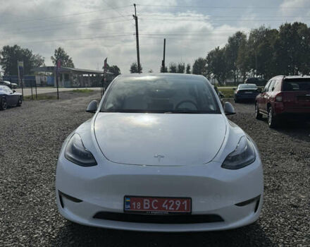 Білий Тесла Model Y, об'ємом двигуна 0 л та пробігом 108 тис. км за 27800 $, фото 2 на Automoto.ua