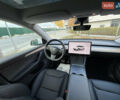 Белый Тесла Model Y, объемом двигателя 0 л и пробегом 25 тыс. км за 32500 $, фото 21 на Automoto.ua