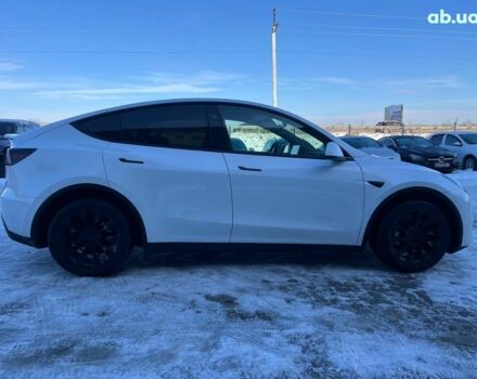 Белый Тесла Model Y, объемом двигателя 0 л и пробегом 13 тыс. км за 33190 $, фото 21 на Automoto.ua