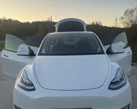 Белый Тесла Model Y, объемом двигателя 0 л и пробегом 68 тыс. км за 25900 $, фото 5 на Automoto.ua