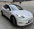 Белый Тесла Model Y, объемом двигателя 0 л и пробегом 33 тыс. км за 32000 $, фото 1 на Automoto.ua