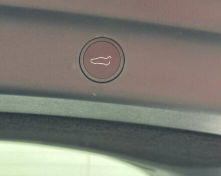 Білий Тесла Model Y, об'ємом двигуна 0 л та пробігом 76 тис. км за 29000 $, фото 14 на Automoto.ua