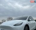 Белый Тесла Model Y, объемом двигателя 0 л и пробегом 49 тыс. км за 26700 $, фото 1 на Automoto.ua