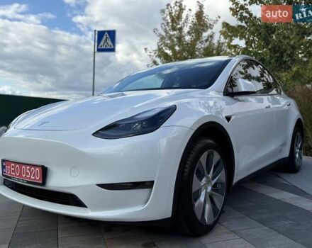 Белый Тесла Model Y, объемом двигателя 0 л и пробегом 35 тыс. км за 34500 $, фото 16 на Automoto.ua