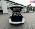 Белый Тесла Model Y, объемом двигателя 0 л и пробегом 35 тыс. км за 29500 $, фото 31 на Automoto.ua