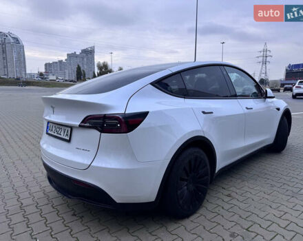 Белый Тесла Model Y, объемом двигателя 0 л и пробегом 29 тыс. км за 29900 $, фото 5 на Automoto.ua