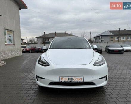 Білий Тесла Model Y, об'ємом двигуна 0 л та пробігом 37 тис. км за 25500 $, фото 1 на Automoto.ua