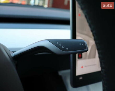 Белый Тесла Model Y, объемом двигателя 0 л и пробегом 34 тыс. км за 27400 $, фото 18 на Automoto.ua