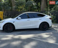Белый Тесла Model Y, объемом двигателя 0 л и пробегом 52 тыс. км за 42000 $, фото 2 на Automoto.ua