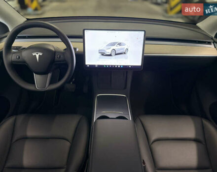 Белый Тесла Model Y, объемом двигателя 0 л и пробегом 38 тыс. км за 27000 $, фото 16 на Automoto.ua