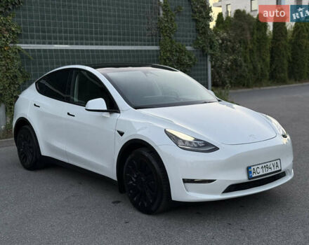 Белый Тесла Model Y, объемом двигателя 0 л и пробегом 18 тыс. км за 29600 $, фото 19 на Automoto.ua