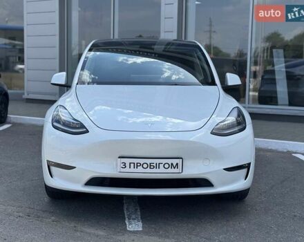 Белый Тесла Model Y, объемом двигателя 0 л и пробегом 6 тыс. км за 38000 $, фото 1 на Automoto.ua