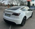 Білий Тесла Model Y, об'ємом двигуна 0 л та пробігом 49 тис. км за 27500 $, фото 4 на Automoto.ua