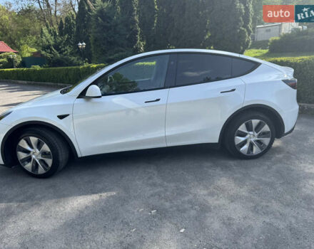 Белый Тесла Model Y, объемом двигателя 0 л и пробегом 24 тыс. км за 32500 $, фото 16 на Automoto.ua