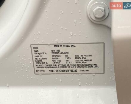 Белый Тесла Model Y, объемом двигателя 0 л и пробегом 49 тыс. км за 34999 $, фото 24 на Automoto.ua