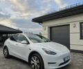 Белый Тесла Model Y, объемом двигателя 0 л и пробегом 42 тыс. км за 26800 $, фото 1 на Automoto.ua