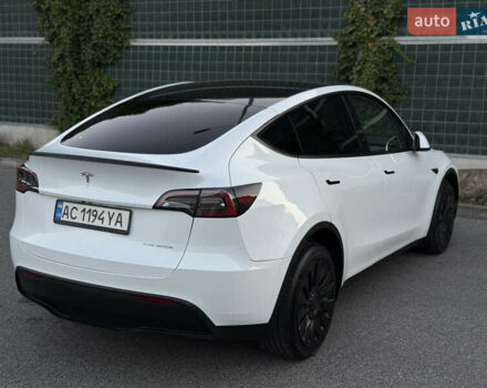 Белый Тесла Model Y, объемом двигателя 0 л и пробегом 18 тыс. км за 29600 $, фото 46 на Automoto.ua