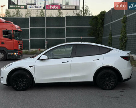 Белый Тесла Model Y, объемом двигателя 0 л и пробегом 18 тыс. км за 29600 $, фото 38 на Automoto.ua