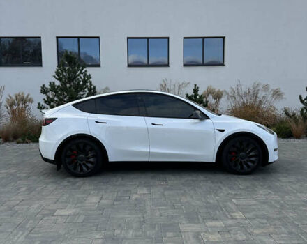 Белый Тесла Model Y, объемом двигателя 0 л и пробегом 24 тыс. км за 32000 $, фото 3 на Automoto.ua