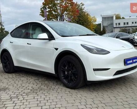 Белый Тесла Model Y, объемом двигателя 0 л и пробегом 34 тыс. км за 27500 $, фото 3 на Automoto.ua