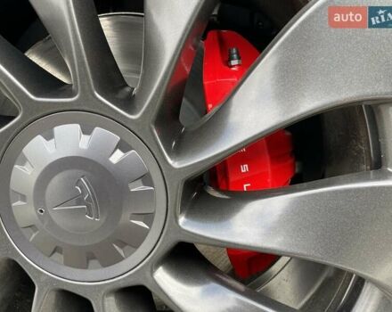 Белый Тесла Model Y, объемом двигателя 0 л и пробегом 4 тыс. км за 29800 $, фото 22 на Automoto.ua