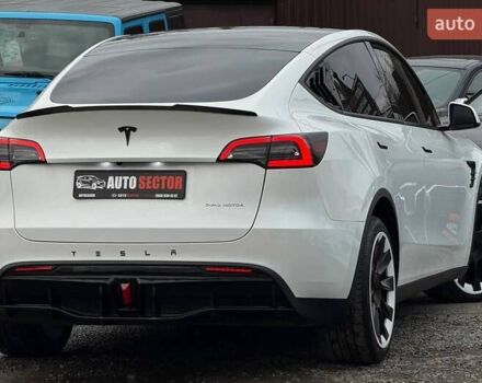 Белый Тесла Model Y, объемом двигателя 0 л и пробегом 53 тыс. км за 28800 $, фото 10 на Automoto.ua