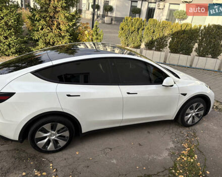 Білий Тесла Model Y, об'ємом двигуна 0 л та пробігом 31 тис. км за 24400 $, фото 4 на Automoto.ua
