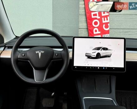 Белый Тесла Model Y, объемом двигателя 0 л и пробегом 89 тыс. км за 30999 $, фото 17 на Automoto.ua