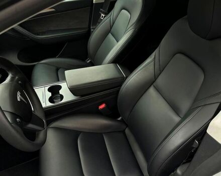 Білий Тесла Model Y, об'ємом двигуна 0 л та пробігом 33 тис. км за 28700 $, фото 9 на Automoto.ua