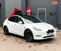 Белый Тесла Model Y, объемом двигателя 0 л и пробегом 49 тыс. км за 34999 $, фото 1 на Automoto.ua