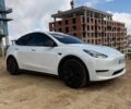 Білий Тесла Model Y, об'ємом двигуна 0 л та пробігом 53 тис. км за 25000 $, фото 1 на Automoto.ua