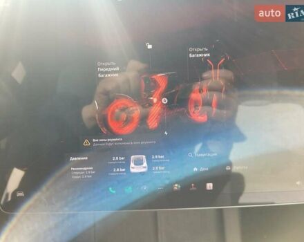 Белый Тесла Model Y, объемом двигателя 0 л и пробегом 4 тыс. км за 27400 $, фото 34 на Automoto.ua