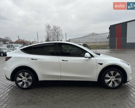Білий Тесла Model Y, об'ємом двигуна 0 л та пробігом 37 тис. км за 25500 $, фото 3 на Automoto.ua