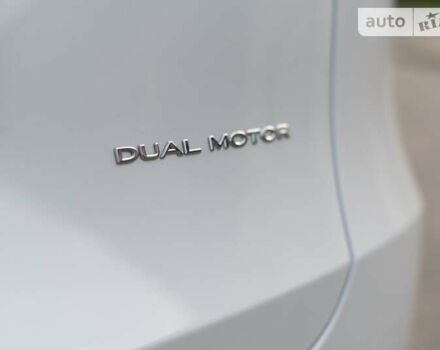 Білий Тесла Model Y, об'ємом двигуна 0 л та пробігом 4 тис. км за 46000 $, фото 27 на Automoto.ua
