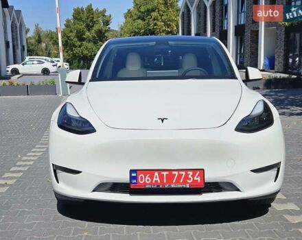 Белый Тесла Model Y, объемом двигателя 0 л и пробегом 108 тыс. км за 24600 $, фото 2 на Automoto.ua