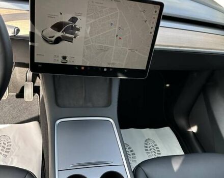 Белый Тесла Model Y, объемом двигателя 0 л и пробегом 23 тыс. км за 27500 $, фото 15 на Automoto.ua