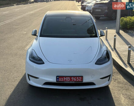 Білий Тесла Model Y, об'ємом двигуна 0 л та пробігом 55 тис. км за 33014 $, фото 19 на Automoto.ua