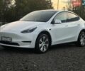 Белый Тесла Model Y, объемом двигателя 0 л и пробегом 2 тыс. км за 36900 $, фото 1 на Automoto.ua