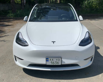 Белый Тесла Model Y, объемом двигателя 0 л и пробегом 64 тыс. км за 28500 $, фото 7 на Automoto.ua