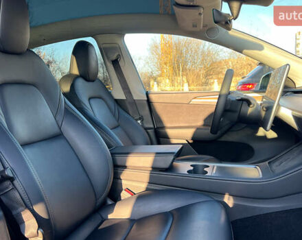 Білий Тесла Model Y, об'ємом двигуна 0 л та пробігом 73 тис. км за 27750 $, фото 17 на Automoto.ua