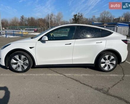 Белый Тесла Model Y, объемом двигателя 0 л и пробегом 30 тыс. км за 34500 $, фото 3 на Automoto.ua