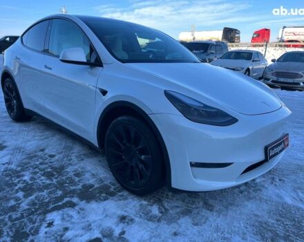 Белый Тесла Model Y, объемом двигателя 0 л и пробегом 13 тыс. км за 33190 $, фото 2 на Automoto.ua
