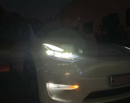 Белый Тесла Model Y, объемом двигателя 0 л и пробегом 24 тыс. км за 32000 $, фото 36 на Automoto.ua