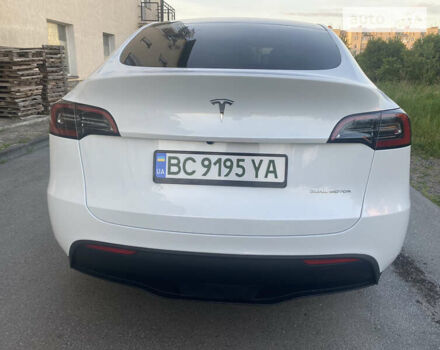 Белый Тесла Model Y, объемом двигателя 0 л и пробегом 7 тыс. км за 33777 $, фото 15 на Automoto.ua