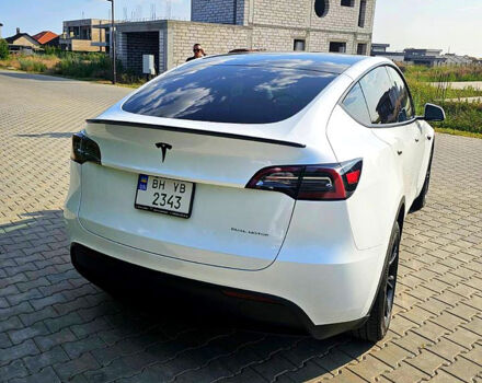 Білий Тесла Model Y, об'ємом двигуна 0 л та пробігом 21 тис. км за 30500 $, фото 6 на Automoto.ua