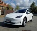 Білий Тесла Model Y, об'ємом двигуна 0 л та пробігом 61 тис. км за 28000 $, фото 1 на Automoto.ua
