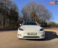 Белый Тесла Model Y, объемом двигателя 0 л и пробегом 51 тыс. км за 26500 $, фото 2 на Automoto.ua