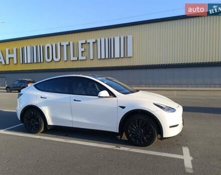 Белый Тесла Model Y, объемом двигателя 0 л и пробегом 36 тыс. км за 24990 $, фото 2 на Automoto.ua