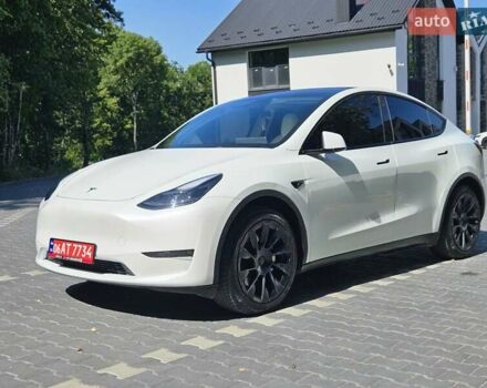 Белый Тесла Model Y, объемом двигателя 0 л и пробегом 108 тыс. км за 24600 $, фото 3 на Automoto.ua